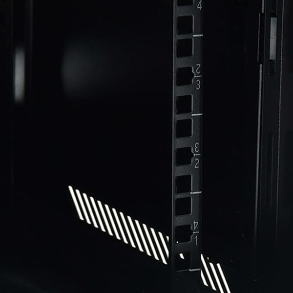vidaXL Stenska omrežna omarica 12U 19" IP20 600x600x640 mm